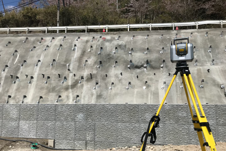 3次元中間出来形測量（ICT擁壁工：地上型レーザースキャナー測量）