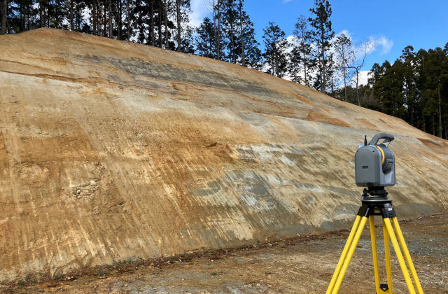 道路改良工事の現場