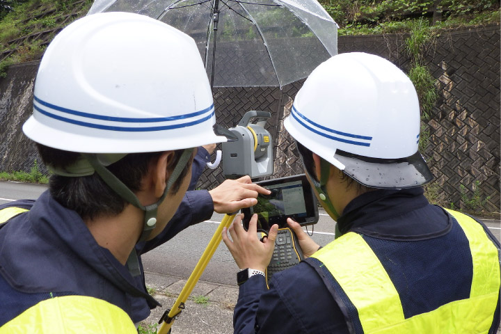 TLS（地上レーザースキャナー）SX10の実地訓練