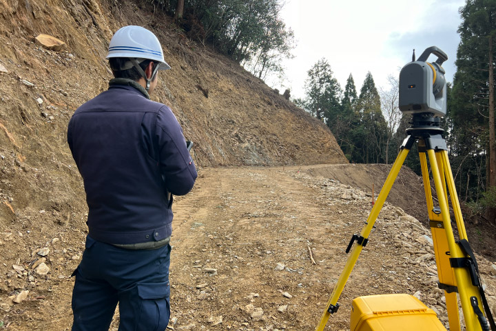 地上型レーザースキャナーを用いた出来形測量