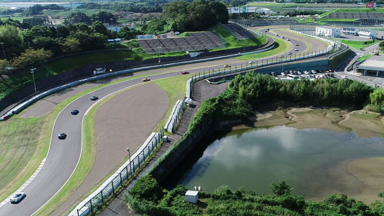 総勢35台のNSXによる走行（2019年イベントより）