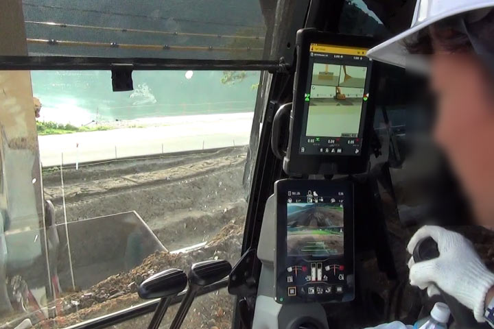 ICT建機による施工