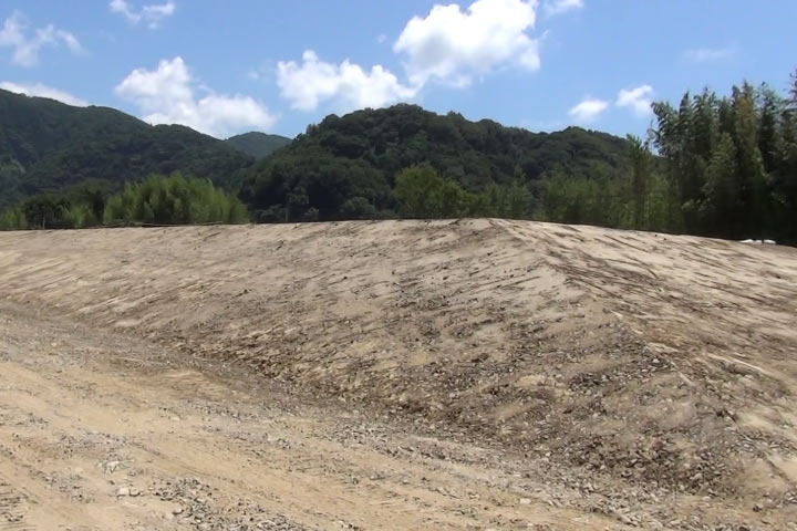 ICT盛土工の完成写真