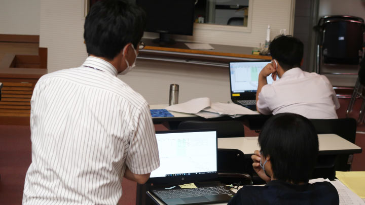 実技研修の様子