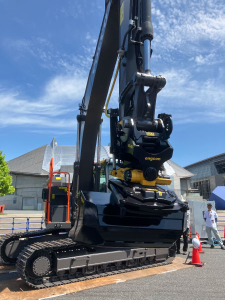 ボルボ建機（チルトローテーター対応建機・電動化建機）