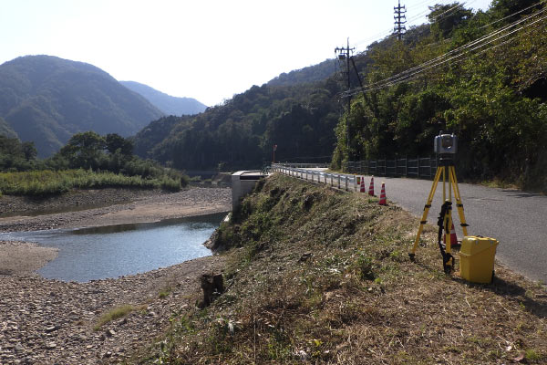 TLS3次元起工測量1