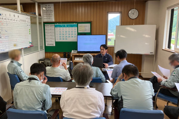 ドローンスクールの様子1